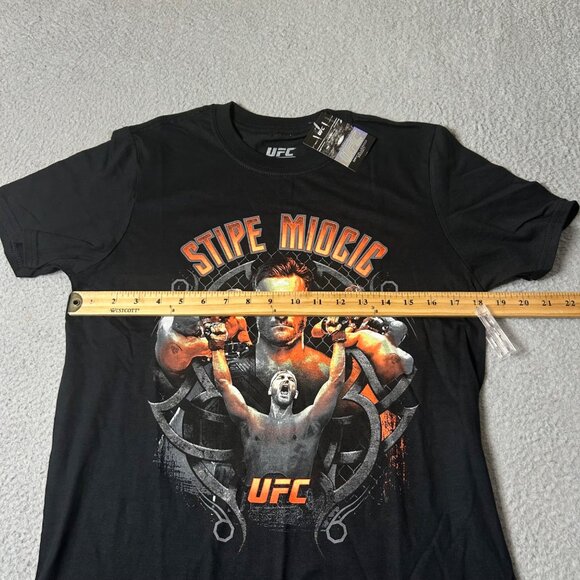 Stipe Miocic UFC Graphic T-Shirt Mens S Black Cotton MMA Fighter NEW - Picture 4 of 8